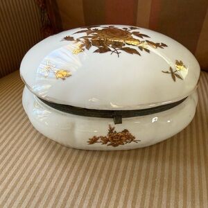 Vintage Arnartcreation Herend Porcelain Floral Gold hinged Decorative box